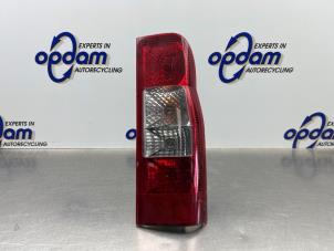 Gebruikte Achterlicht rechts Ford Transit 2.2 TDCi 16V Prijs € 40,00 Margeregeling aangeboden door Gebr Opdam B.V.