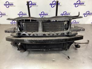 Gebruikte Frontpaneel Skoda Superb (3U4) 2.8 V6 30V Prijs € 500,00 Margeregeling aangeboden door Gebr Opdam B.V.