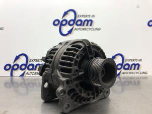 Gebruikte Dynamo Volkswagen Golf IV (1J1) 1.6 Prijs € 60,00 Margeregeling aangeboden door Gebr Opdam B.V.