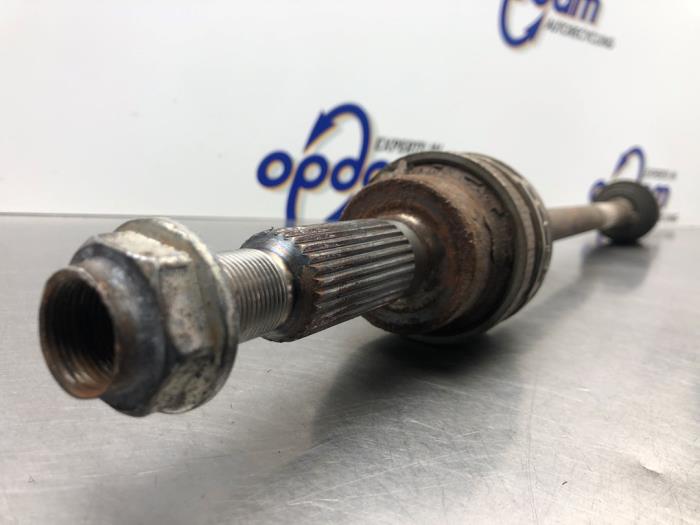 Aandrijfas rechts-achter van een Ford Kuga II (DM2) 1.5 EcoBoost 16V 182 4x4 2018