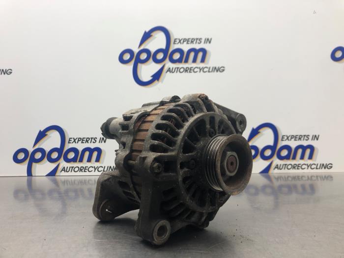 Gebruikte Dynamo Dacia Logan MCV I (KS) 1.6 MPI 85 Prijs € 49,00 Margeregeling aangeboden door Gebr Opdam B.V.