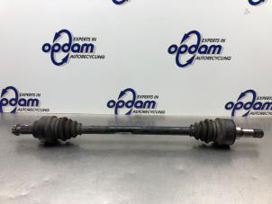 Gebruikte Steekas rechts-achter BMW 1 serie (F20) 118i 1.5 TwinPower 12V Prijs € 100,00 Margeregeling aangeboden door Gebr Opdam B.V.