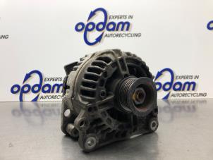 Gebruikte Alternator Skoda Roomster (5J) 1.6 16V Prijs € 75,00 Margeregeling aangeboden door Gebr Opdam B.V.
