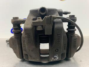 Gebruikte Remklauw (Tang) rechts-voor Mercedes B (W245) 1.5 B-150 16V Prijs € 30,00 Margeregeling aangeboden door Gebr Opdam B.V.