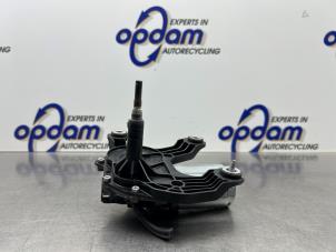 Gebruikte Ruitenwissermotor achter Mini Mini (R56) 1.6 16V Cooper Prijs € 60,00 Margeregeling aangeboden door Gebr Opdam B.V.