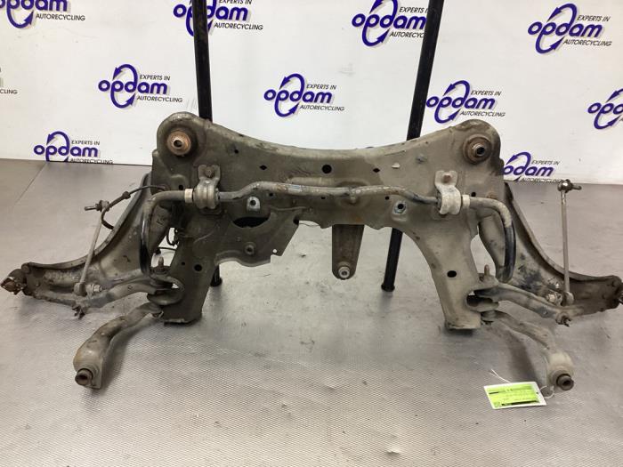 Gebruikte Subframe Renault Kangoo/Grand Kangoo (KW) 1.6 16V Prijs € 99,00 Margeregeling aangeboden door Gebr Opdam B.V.