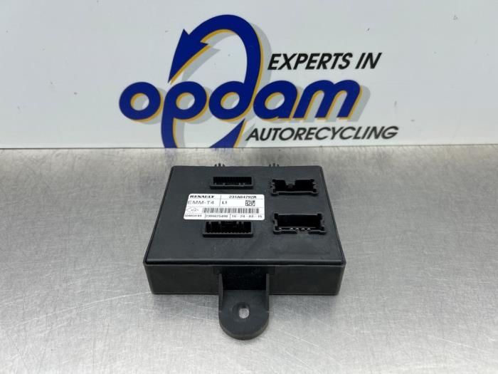 Gebruikte Module Bodycontrol Renault Clio IV Estate/Grandtour (7R) 1.5 Energy dCi 90 FAP Prijs € 75,00 Margeregeling aangeboden door Gebr Opdam B.V.