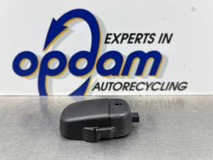 Gebruikte Regensensor Opel Mokka/Mokka X 1.4 Turbo 16V 4x2 Prijs € 35,00 Margeregeling aangeboden door Gebr Opdam B.V.