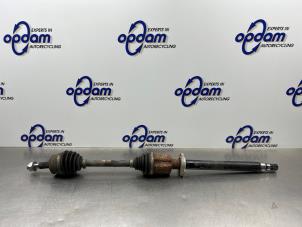 Gebruikte Aandrijfas rechts-voor Opel Mokka/Mokka X 1.4 Turbo 16V 4x2 Prijs € 125,00 Margeregeling aangeboden door Gebr Opdam B.V.