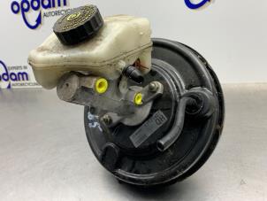 Gebruikte Rembooster Opel Combo (Corsa C) 1.3 CDTI 16V Prijs € 60,00 Margeregeling aangeboden door Gebr Opdam B.V.