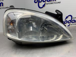 Gebruikte Rechter Koplamp Opel Combo (Corsa C) 1.3 CDTI 16V Prijs € 50,00 Margeregeling aangeboden door Gebr Opdam B.V.