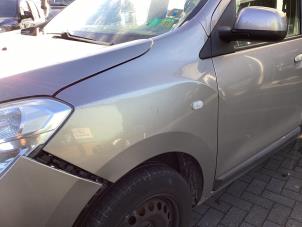 Gebruikte Scherm links-voor Dacia Lodgy (JS) 1.5 dCi FAP Prijs op aanvraag aangeboden door Gebr Opdam B.V.