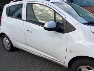 Gebruikte Portier 4Deurs rechts-voor Chevrolet Spark (M300) 1.0 16V Bifuel Prijs € 100,00 Margeregeling aangeboden door Gebr Opdam B.V.