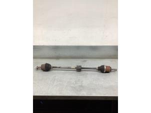 Gebruikte Cardanas rechts-voor (VWA) Opel Adam 1.4 16V Prijs € 50,00 Margeregeling aangeboden door Gebr Opdam B.V.