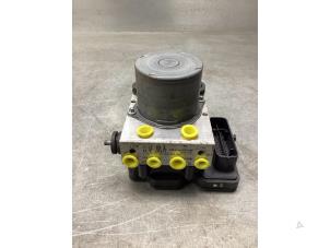 Gebruikte ABS Pomp Volkswagen Crafter (SY) 2.0 TDI FWD Prijs € 300,00 Margeregeling aangeboden door Gebr Opdam B.V.