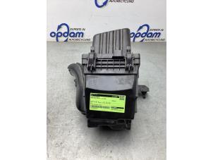 Gebruikte Luchtfilterhuis Ford Transit Connect (PJ2) 1.5 TDCi Prijs € 60,50 Inclusief btw aangeboden door Gebr Opdam B.V.