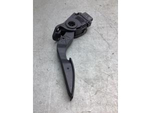 Gebruikte Sensor Gaspedaalpositie Suzuki Vitara (LY/MY) 1.4 S Turbo 16V Prijs € 40,00 Margeregeling aangeboden door Gebr Opdam B.V.