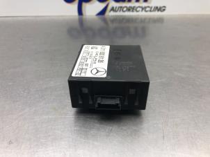 Gebruikte Alarm module Mercedes C (W203) 1.8 C-180K 16V Prijs € 25,00 Margeregeling aangeboden door Gebr Opdam B.V.