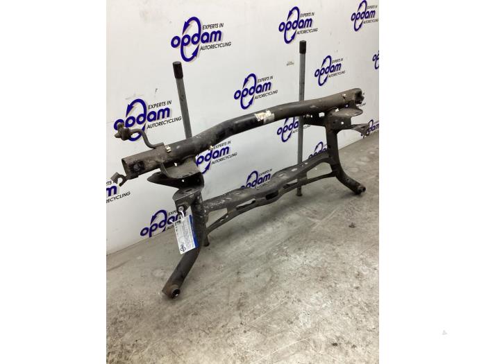 Subframe van een Audi A3 Sportback (8VA/8VF) 1.5 35 TFSI 16V 2019