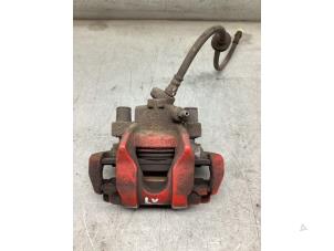 Gebruikte Remklauw (Tang) links-voor Dacia Sandero II 1.2 16V Prijs € 30,00 Margeregeling aangeboden door Gebr Opdam B.V.