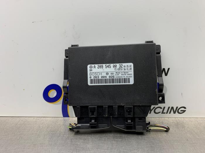 Gebruikte PDC Module Mercedes CLK (C209) 1.8 200 K 16V Prijs € 75,00 Margeregeling aangeboden door Gebr Opdam B.V.