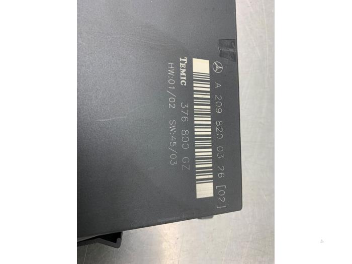 Comfort Module van een Mercedes-Benz CLK (C209) 1.8 200 K 16V 2004