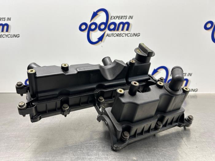 Gebruikte Kleppendeksel Ford Galaxy (WA6) 1.6 EcoBoost 16V Prijs € 60,00 Margeregeling aangeboden door Gebr Opdam B.V.
