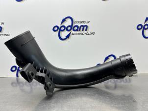 Gebruikte Luchtinlaat slang Ford Galaxy (WA6) 1.6 EcoBoost 16V Prijs € 50,00 Margeregeling aangeboden door Gebr Opdam B.V.