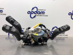 Gebruikte Combischakelaar Stuurkolom Alfa Romeo 159 Sportwagon (939BX) 2.2 JTS 16V Prijs € 75,00 Margeregeling aangeboden door Gebr Opdam B.V.