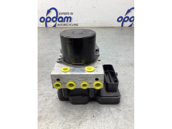 Gebruikte ABS Pomp Fiat 500 (312) 0.9 TwinAir 60 Prijs € 100,00 Margeregeling aangeboden door Gebr Opdam B.V.