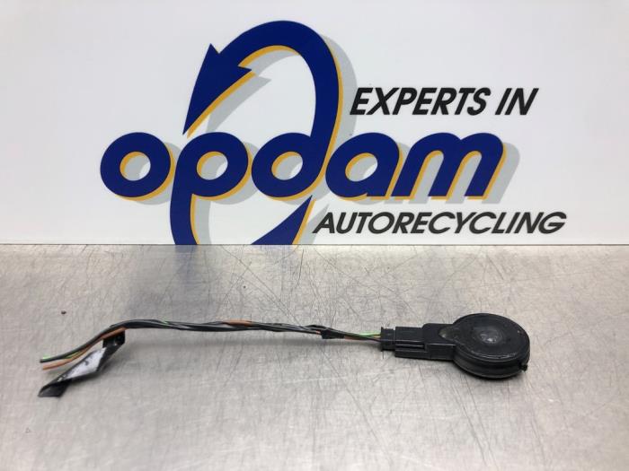 Gebruikte Sensor regen Opel Zafira (M75) 2.2 16V Direct Ecotec Prijs € 35,00 Margeregeling aangeboden door Gebr Opdam B.V.