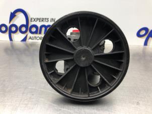 Gebruikte Stuurpomp Volvo S80 (TR/TS) 2.4 SE 20V 170 Prijs € 100,00 Margeregeling aangeboden door Gebr Opdam B.V.