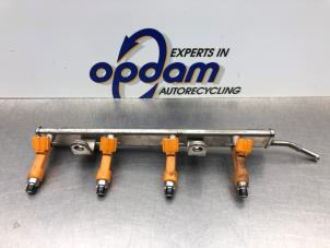 Gebruikte Injector (benzine injectie) Suzuki Swift (ZA/ZC/ZD) 1.2 16V Prijs € 100,00 Margeregeling aangeboden door Gebr Opdam B.V.