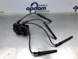 Gebruikte Bobine Renault Clio III Estate/Grandtour (KR) 1.2 16V TCE 100 Prijs € 40,00 Margeregeling aangeboden door Gebr Opdam B.V.