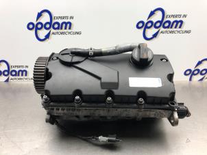 Gebruikte Cilinderkop Volkswagen Caddy III (2KA,2KH,2CA,2CH) 2.0 SDI Prijs € 400,00 Margeregeling aangeboden door Gebr Opdam B.V.