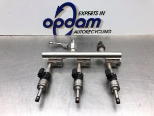 Gebruikte Injector (benzine injectie) Ford Fiesta 7 1.0 EcoBoost 12V Prijs € 225,00 Margeregeling aangeboden door Gebr Opdam B.V.