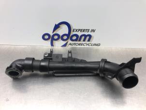 Gebruikte Turboslang Citroen C4 Cactus (0B/0P) 1.2 PureTech 110 12V Prijs € 40,00 Margeregeling aangeboden door Gebr Opdam B.V.