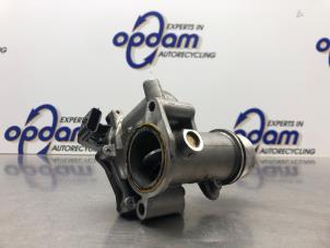 Gebruikte Gasklephuis Mercedes CLA (118.3) 1.5 CLA-180d Prijs € 100,00 Margeregeling aangeboden door Gebr Opdam B.V.