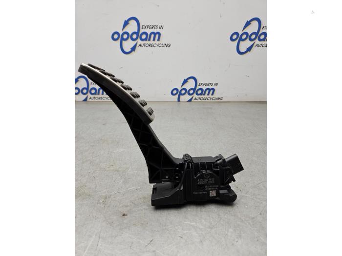Gebruikte Gaspedaalpositie Sensor Mercedes A Limousine (177.1) 1.3 A-180 Turbo Prijs € 50,00 Margeregeling aangeboden door Gebr Opdam B.V.