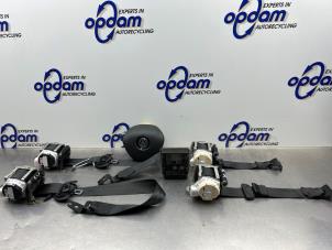 Gebruikte Module + Airbag Set Volkswagen Polo VI (AW1) 1.0 TSI 12V BlueMotion Prijs € 1.150,00 Margeregeling aangeboden door Gebr Opdam B.V.