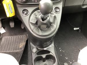 Gebruikte Ruit schakelaar elektrisch Fiat 500 (312) 1.0 Hybrid Prijs € 40,00 Margeregeling aangeboden door Gebr Opdam B.V.