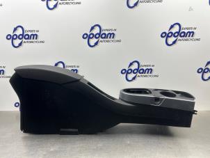 Gebruikte Armleuning Seat Altea XL (5P5) 1.4 TSI 16V Prijs € 50,00 Margeregeling aangeboden door Gebr Opdam B.V.
