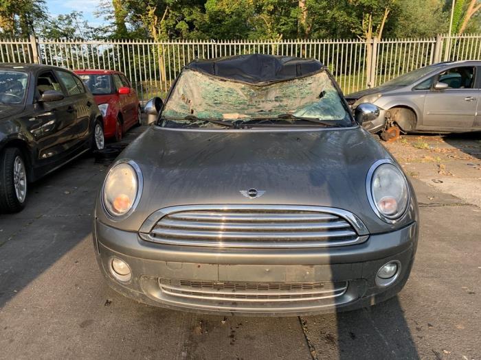 Gebruikte Frontpaneel Mini Clubman (R55) 1.6 16V Cooper Prijs € 300,00 Margeregeling aangeboden door Gebr Opdam B.V.