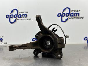 Gebruikte Fusee rechts-voor Hyundai i10 (B5) 1.0 12V Prijs € 100,00 Margeregeling aangeboden door Gebr Opdam B.V.