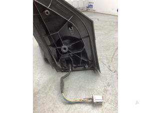 Gebruikte Spiegel Buiten links Ford Fusion 1.4 16V Prijs € 50,00 Margeregeling aangeboden door Gebr Opdam B.V.