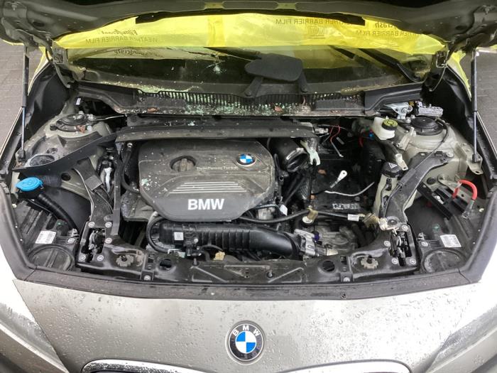 Motor van een BMW 2 serie Active Tourer (F45) 218i 1.5 TwinPower Turbo 12V 2015