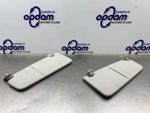 Gebruikte Zonneklep Ford C-Max (DM2) 1.8 16V Prijs € 40,00 Margeregeling aangeboden door Gebr Opdam B.V.