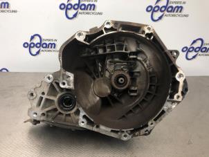 Gebruikte Versnellingsbak Opel Meriva 1.8 16V Prijs € 250,00 Margeregeling aangeboden door Gebr Opdam B.V.