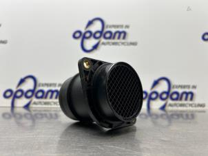 Gebruikte Luchtmassameter BMW 1 serie (E87/87N) 116i 1.6 16V Prijs € 40,00 Margeregeling aangeboden door Gebr Opdam B.V.