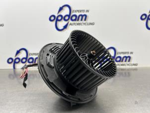 Gebruikte Chaufage Ventilatiemotor BMW 1 serie (E87/87N) 116i 1.6 16V Prijs € 100,00 Margeregeling aangeboden door Gebr Opdam B.V.